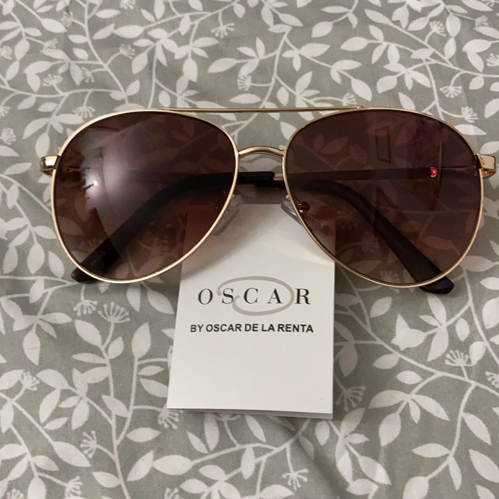 Oscar de la Renta sunglasses
